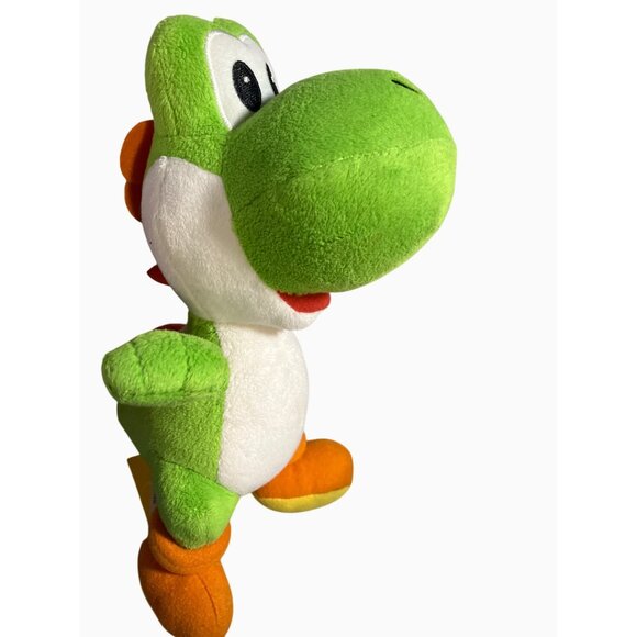 Super Mario Yoshi Plush Toy 9 inch By Jakks Pacific - Picture 2 of 15
